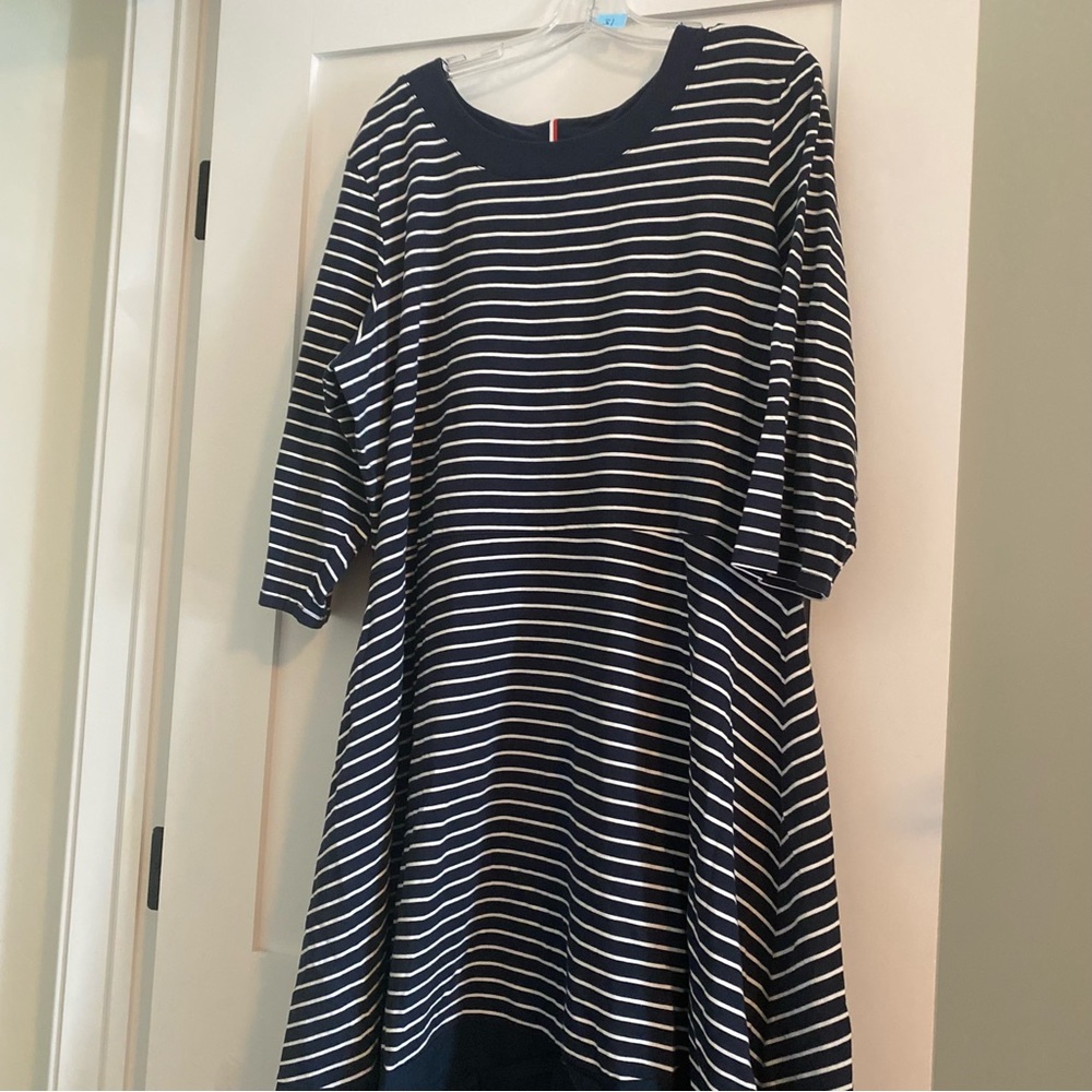 [#31] Striped Tommy Hilfiger